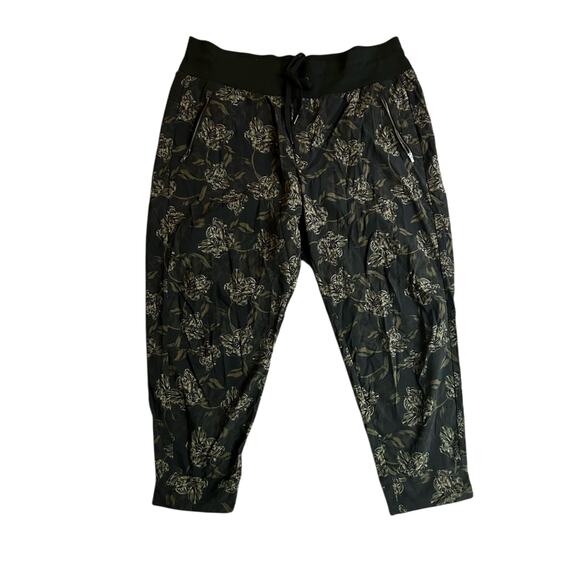 Athleta Trekkie North Joggers Floral Print Pants Black Green Size 18 - Picture 2 of 6